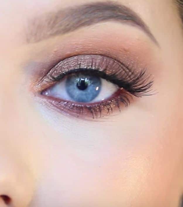 33 Best Makeup Tutorials for Blue Eyes
