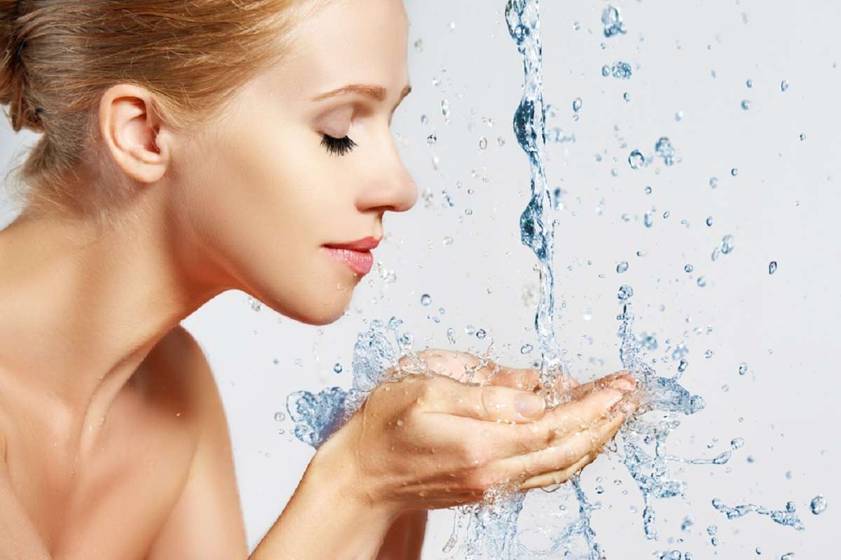 A Guide to the Effects of Hard Water on Skin