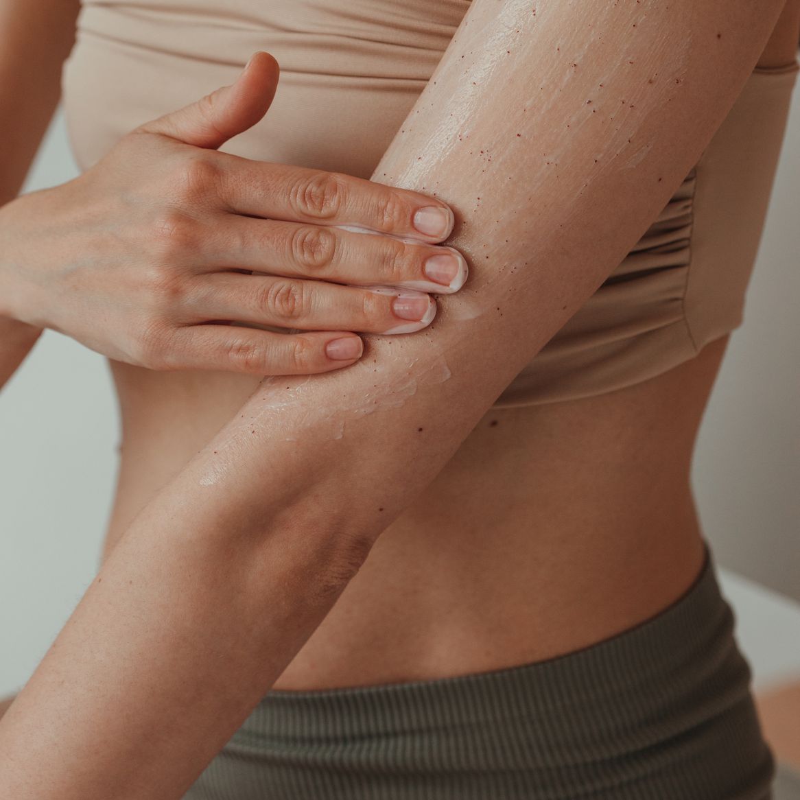 Sensitive Skin 101: Symptoms, Causes, and Treatments